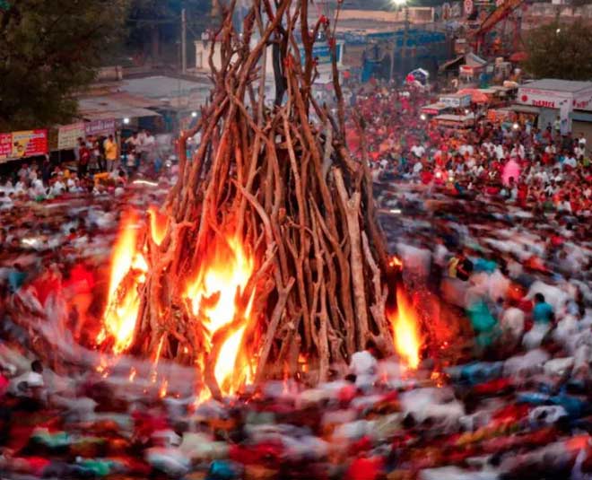 The history and significance of the Holi festival - Anime Devta