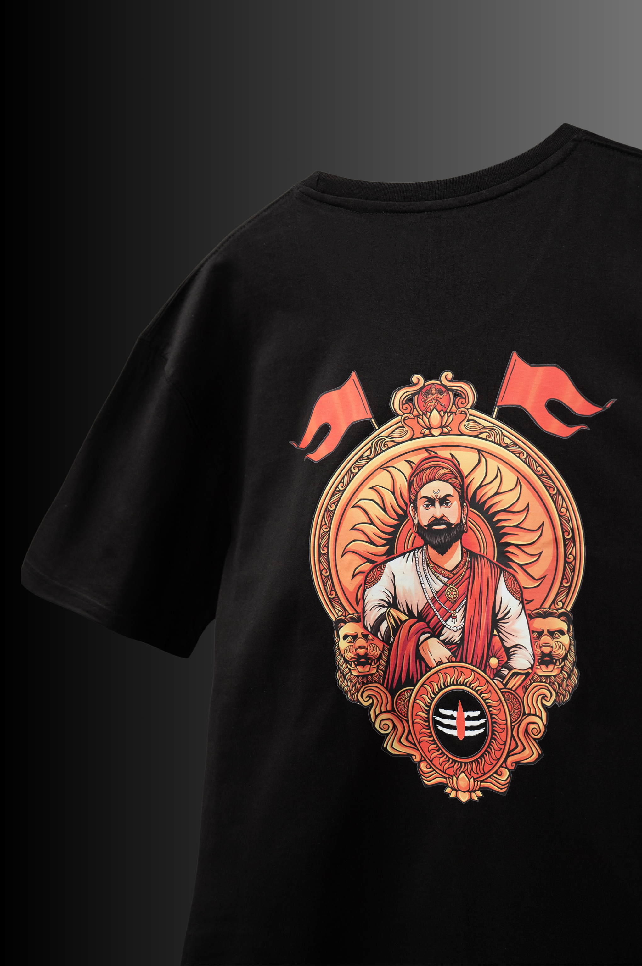 Royal Tribute: Chattrapati Shivaji Maharaj Oversized Tshirt