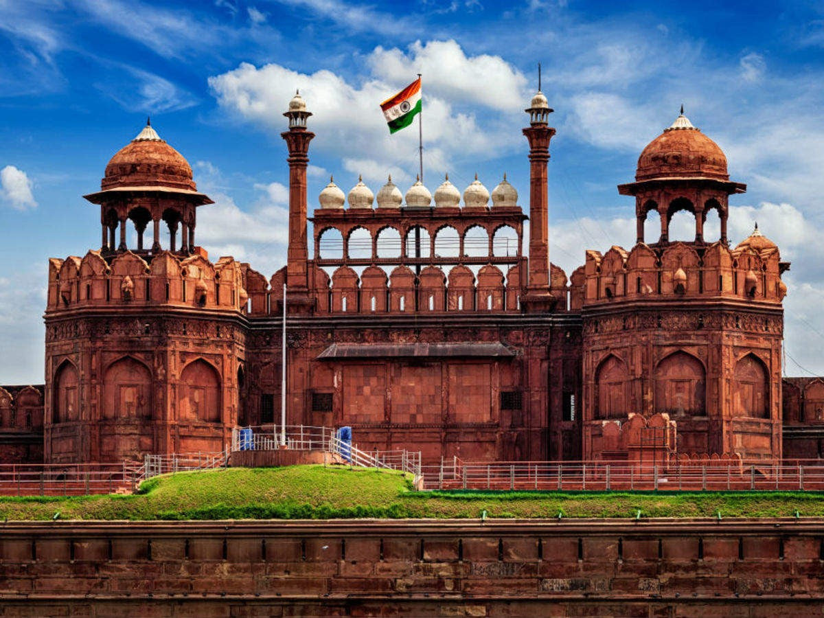 THE SIGNIFICANCE OF THE RED FORT ON INDEPENDENCE DAY