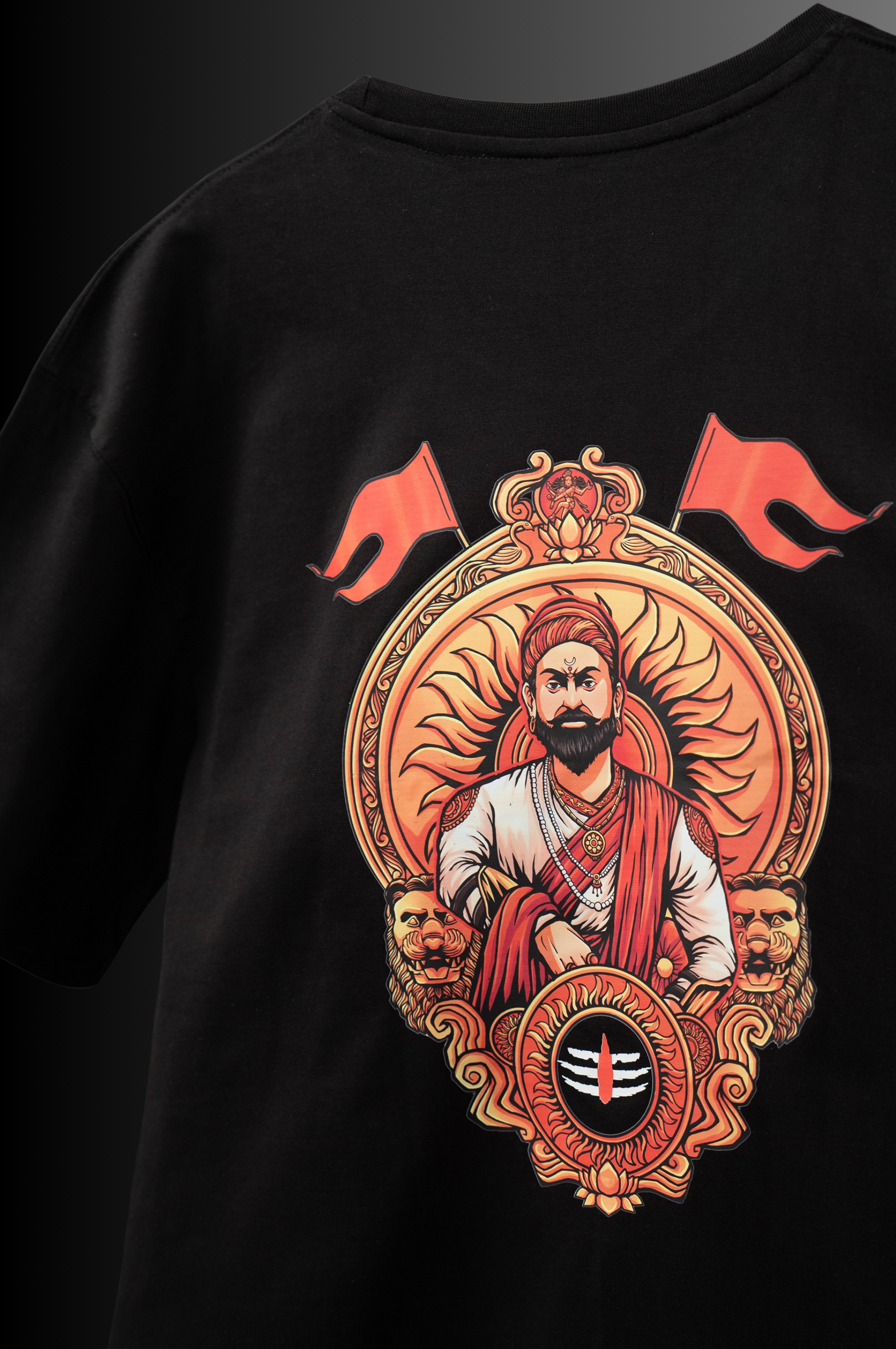 Royal Tribute: Chattrapati Shivaji Maharaj Oversized Tshirt