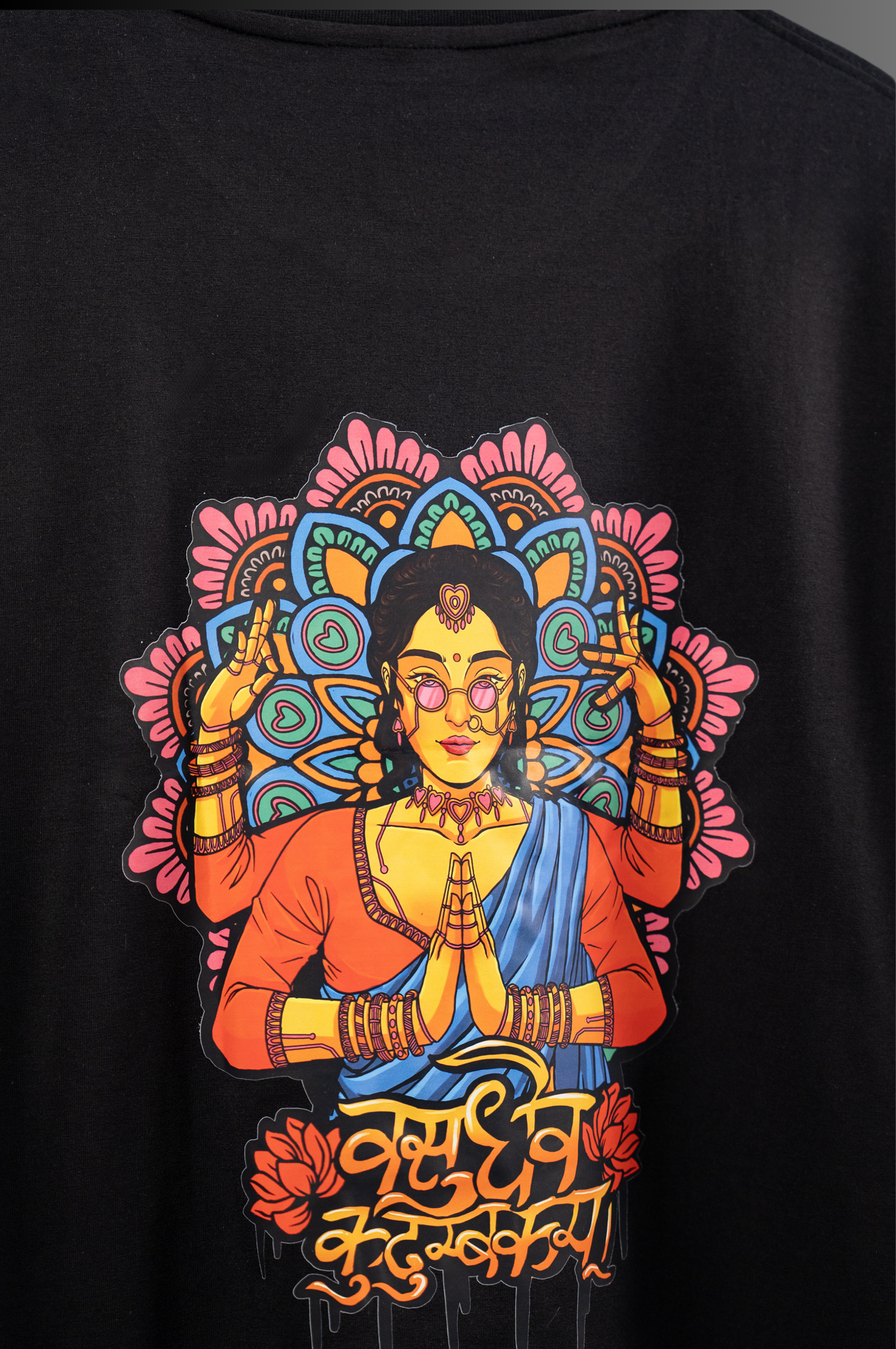 Vasudhaiva Kutumbakam Oversized Tshirt